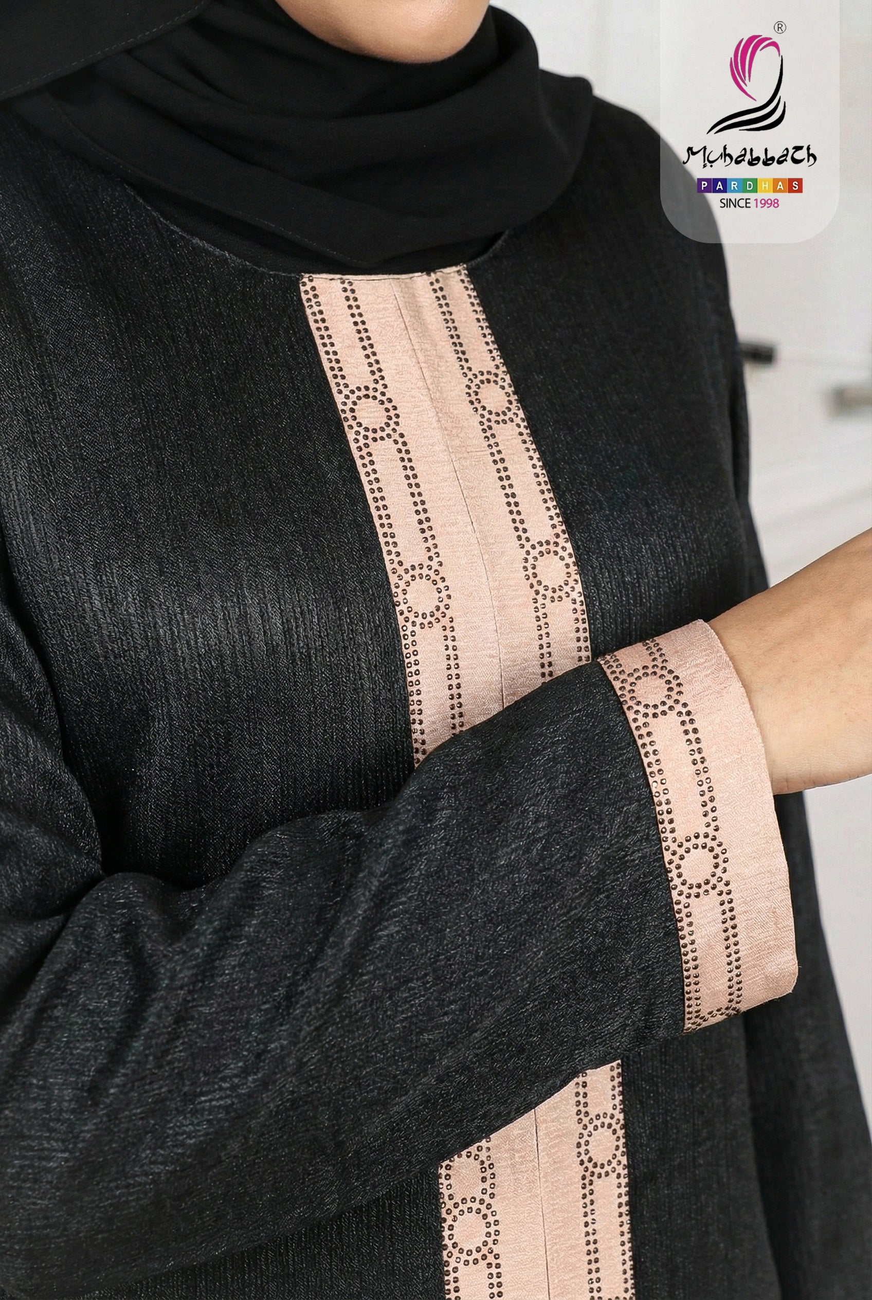 Zoom Glitter Panel Abaya – Black & Rose Gold