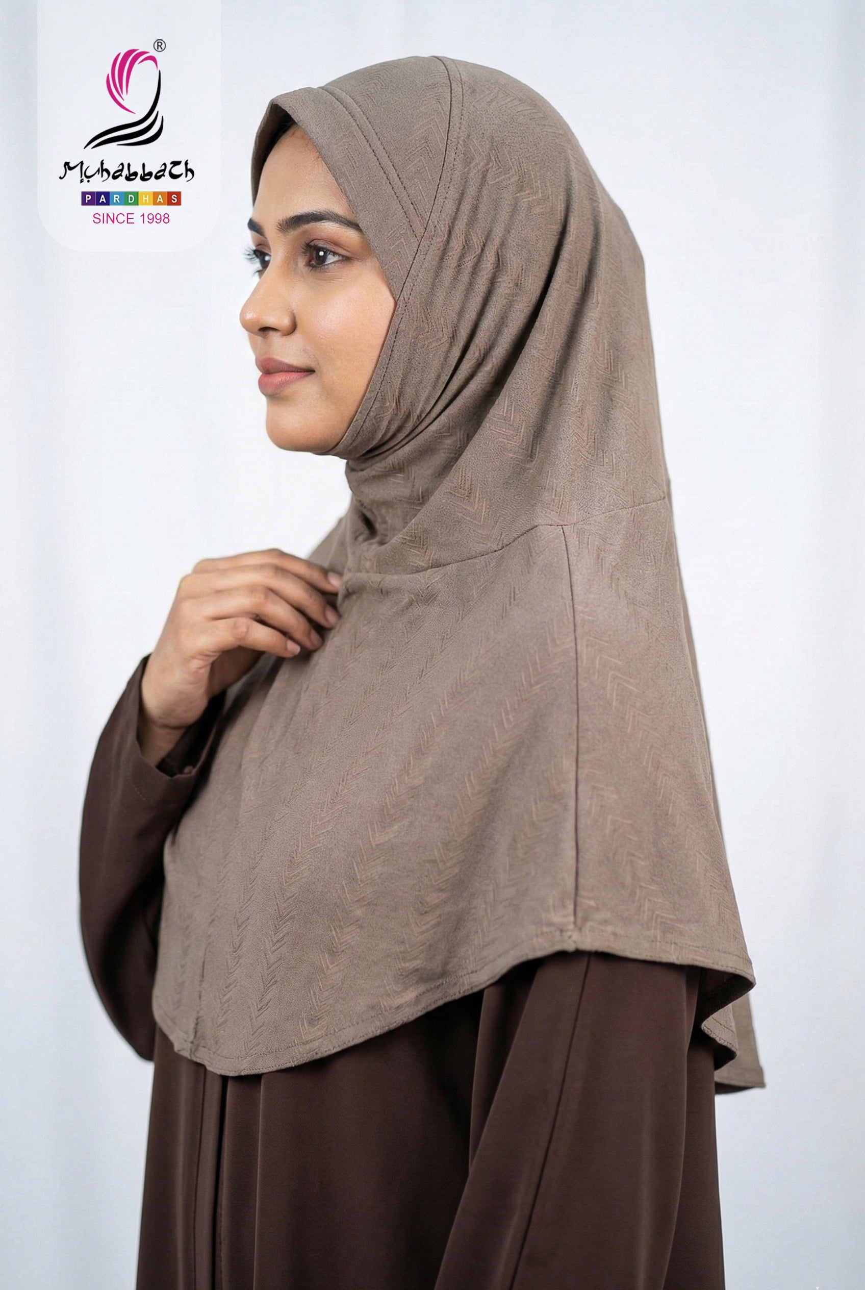 Hijab – Plain Printed 4-Way Stretch Hijab (Soft Brown)